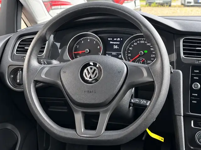 Volkswagen Golf view 13