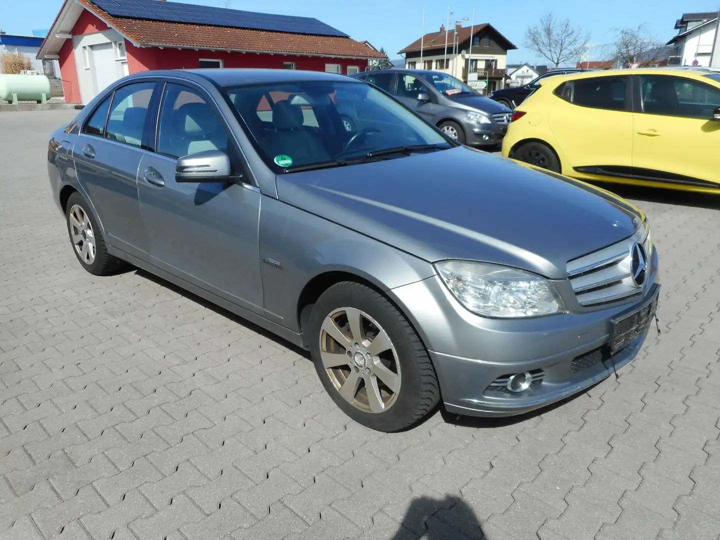 Mercedes-Benz C 180 Kompressor  AHK  TÜV 02/2026 Silber - 1