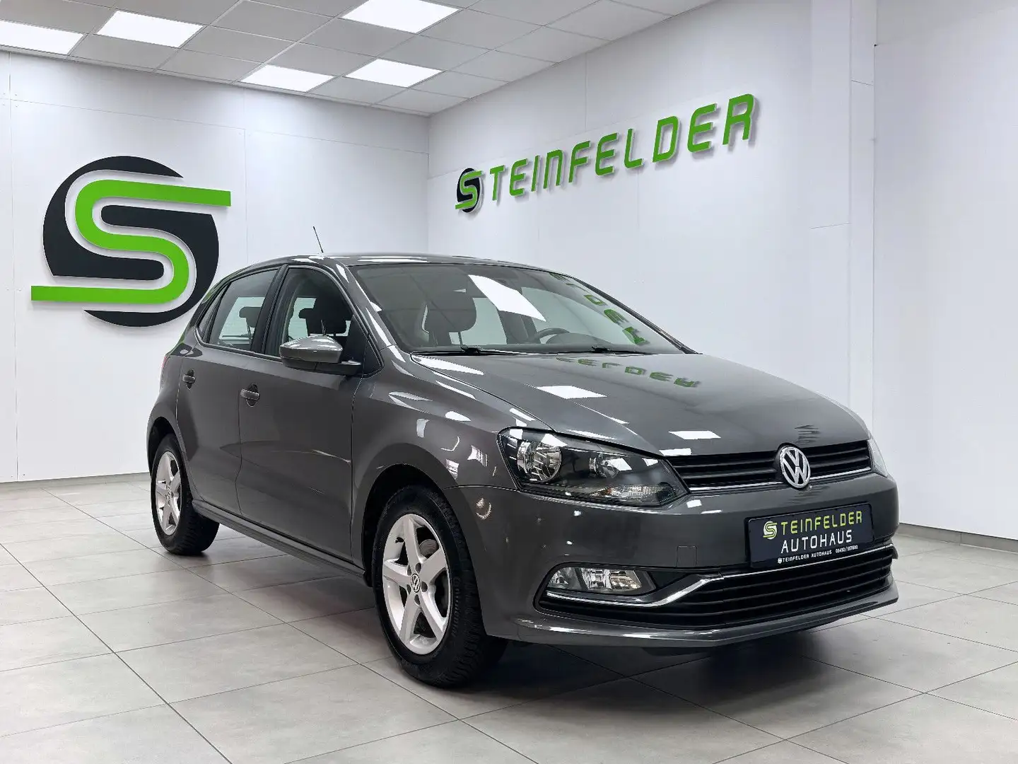 Volkswagen Polo 1.0 V KLIMA / SCHECKHEFT / TÜV NEU Grau - 1