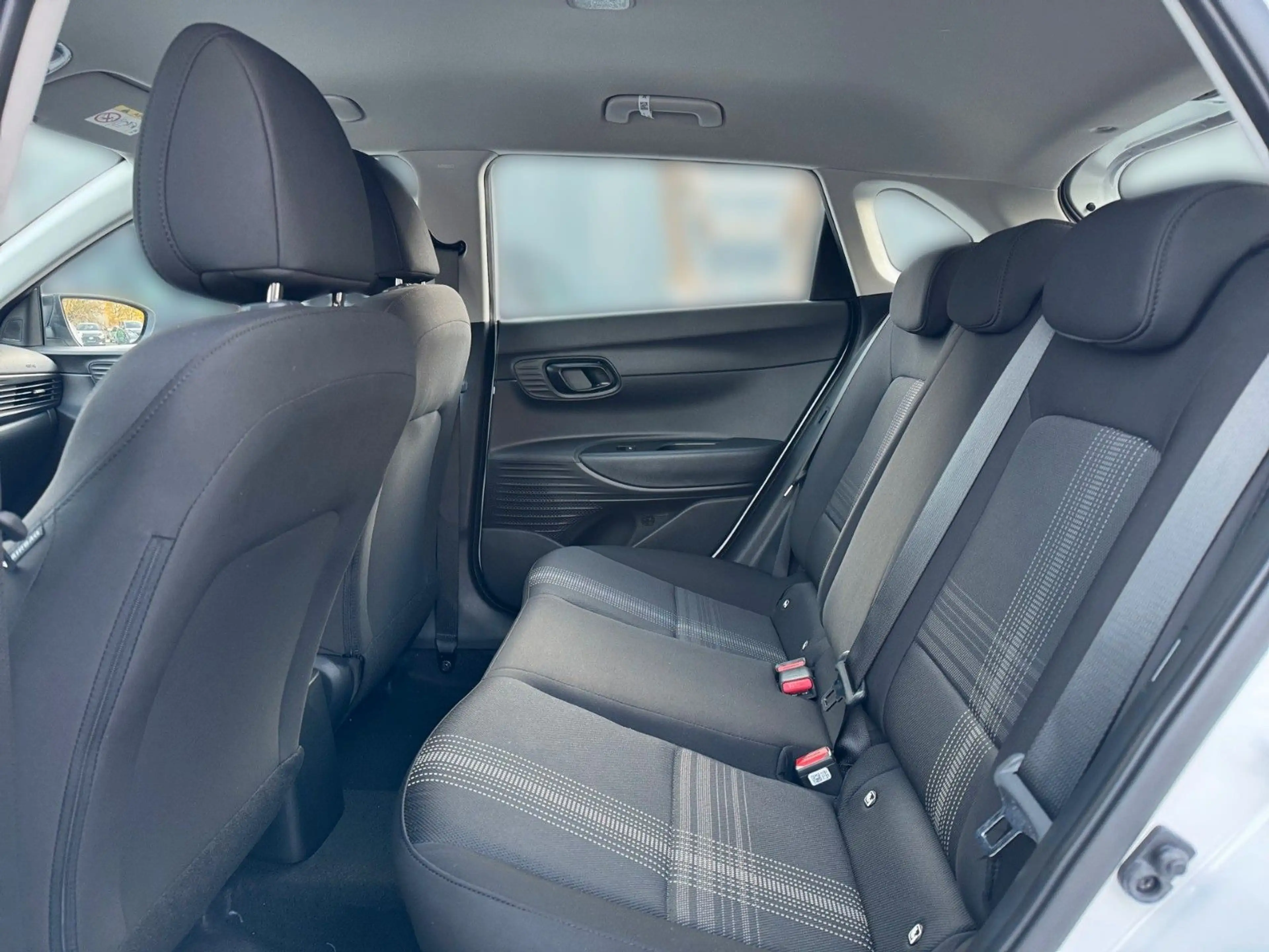 Hyundai i20 Select Funktions-Paket — photo 11