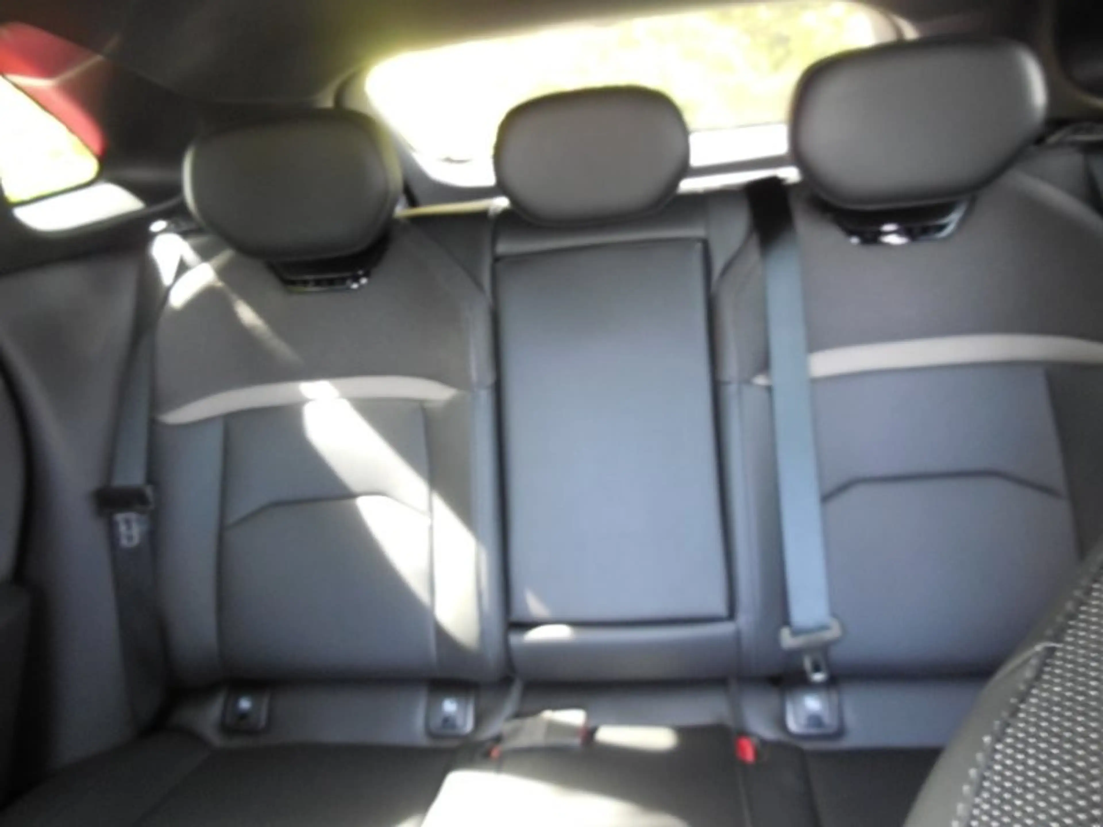 Mazda CX-6e EV Takumi ...Maztex in Schwarz — photo 14