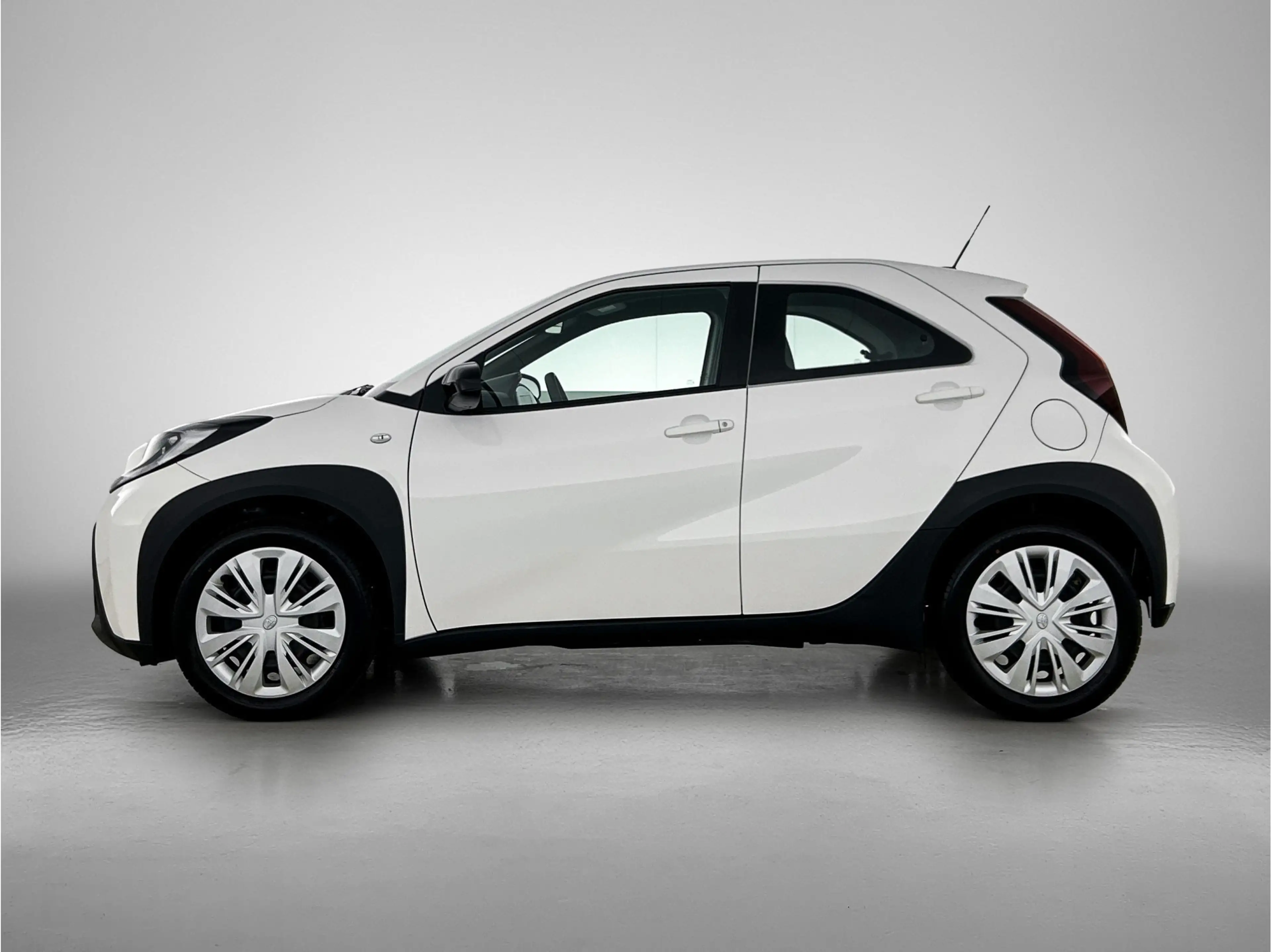Toyota Aygo X 1.0 VVT-i MT Play | Cruise Control Adaptief | Acht — photo 3