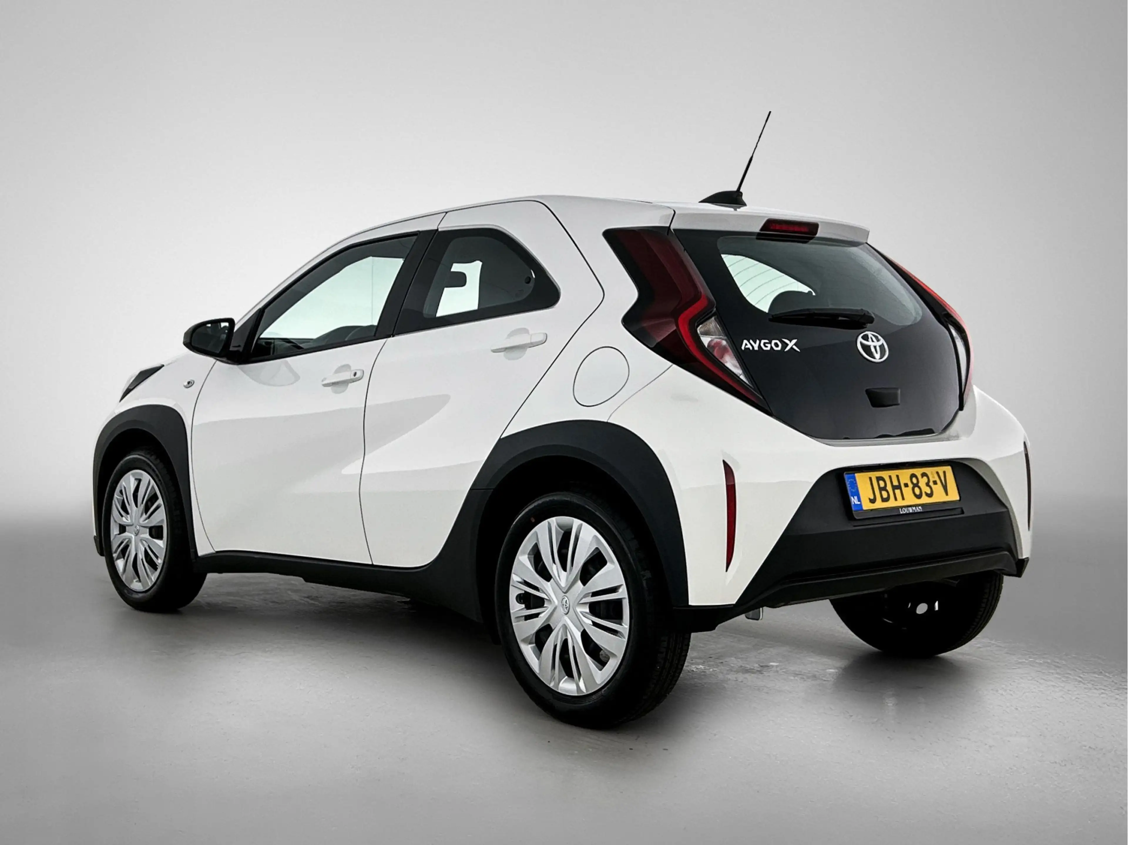 Toyota Aygo X 1.0 VVT-i MT Play | Cruise Control Adaptief | Acht — photo 13