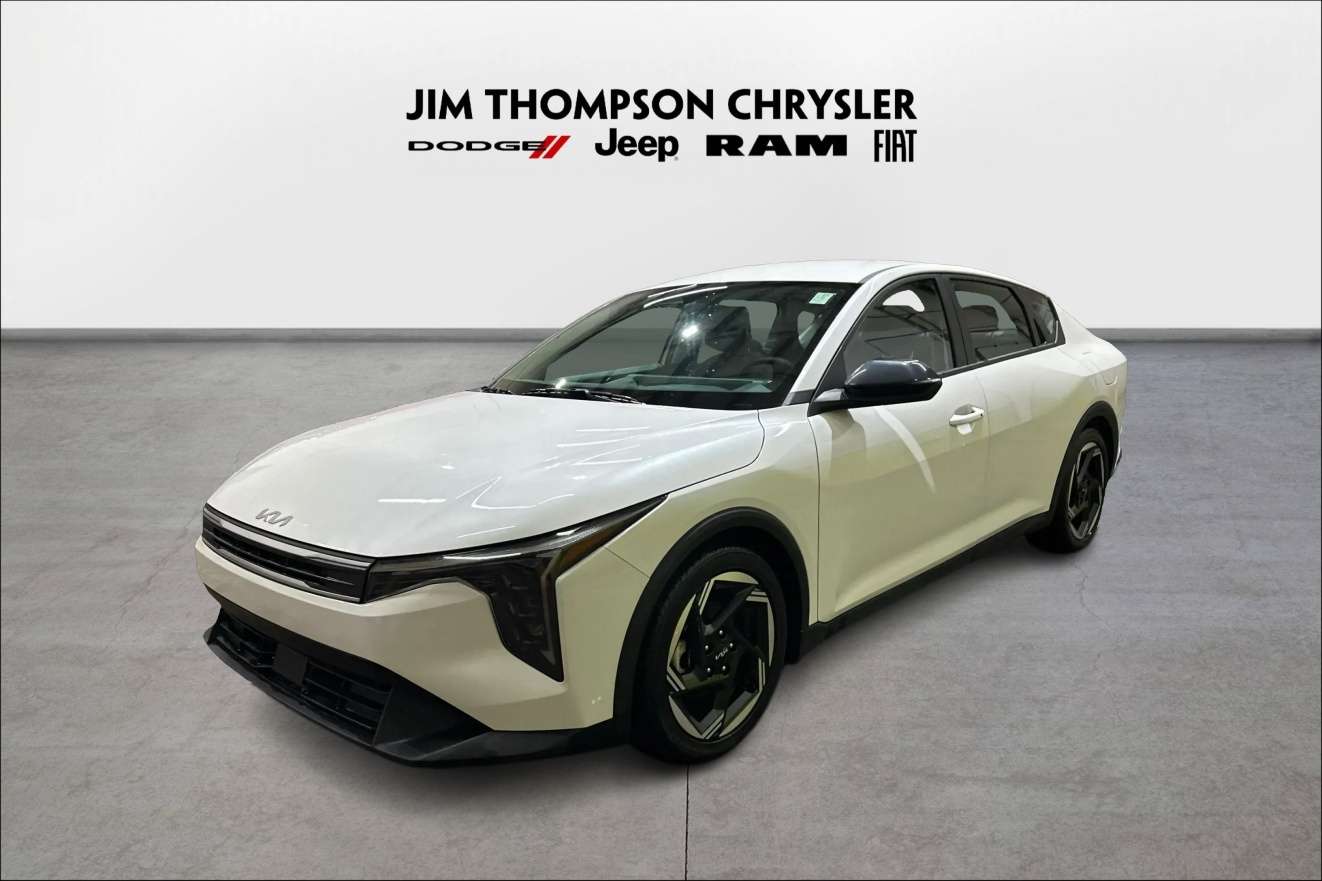 2025 Kia K4 EX  | 2L 4cyl Dual Screen CarPlay BackUp Cam — снимка 1