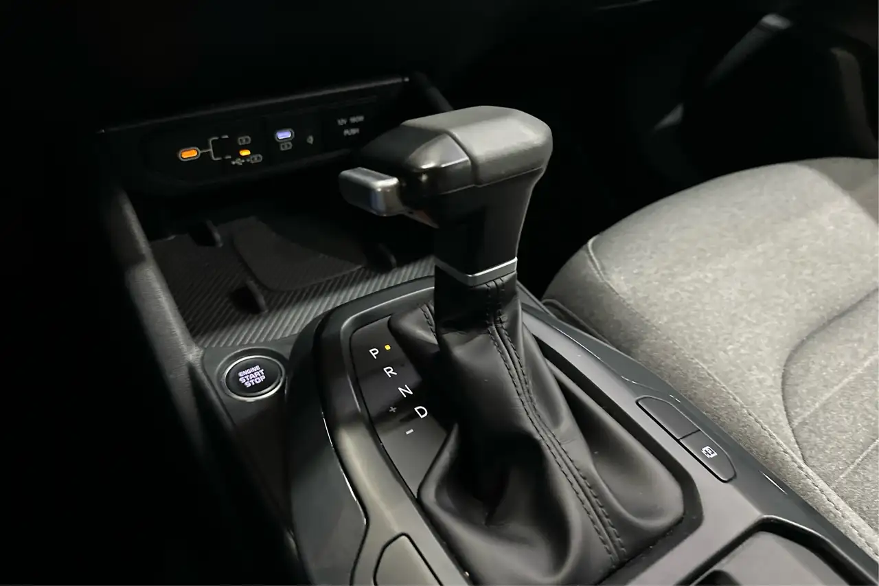 Kia K4 photo Kia K4