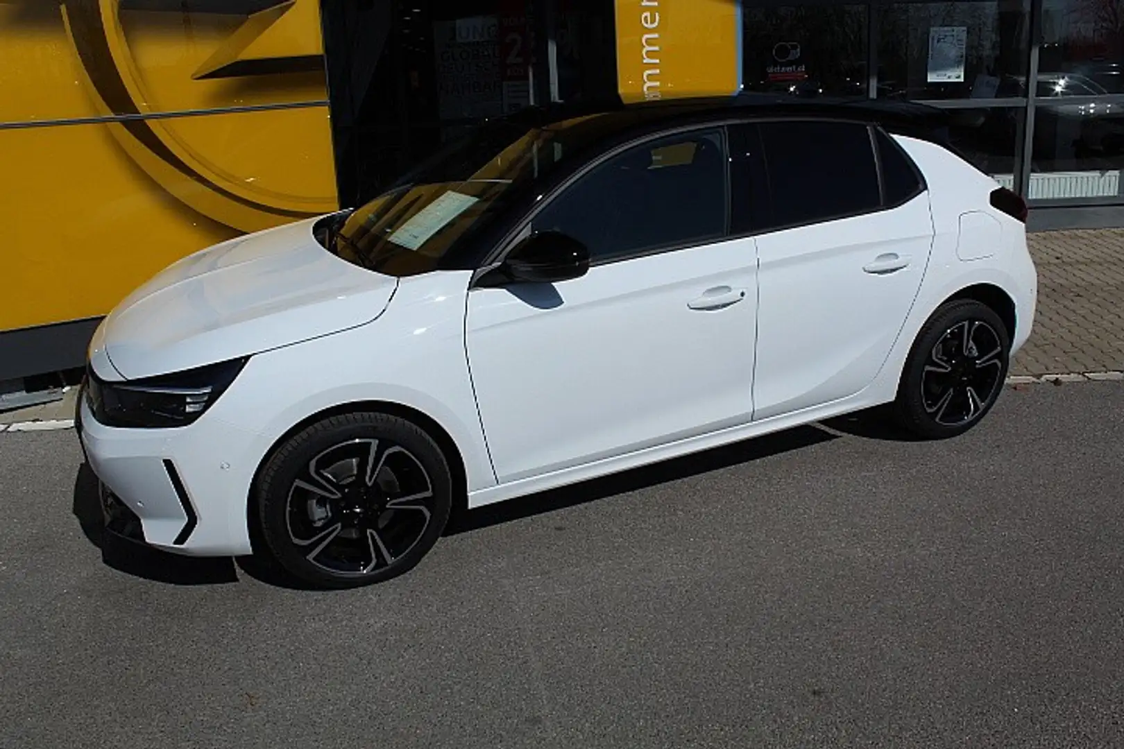 Opel Corsa 1,2 Direct Injection Turbo Euro 6.4 MHEV  GS Aut. Weiß - 1