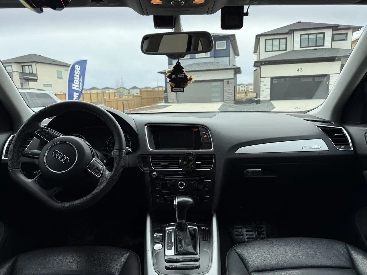 Audi Q5 снимка Audi Q5