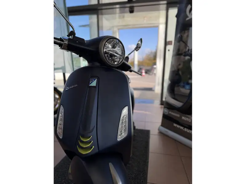 Vespa Primavera 125 - foto 5