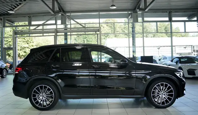 Mercedes-Benz GLC 200 view 6