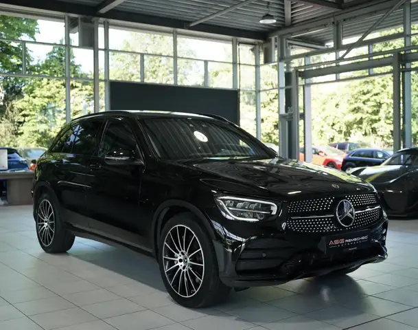Mercedes-Benz GLC 200 view 5