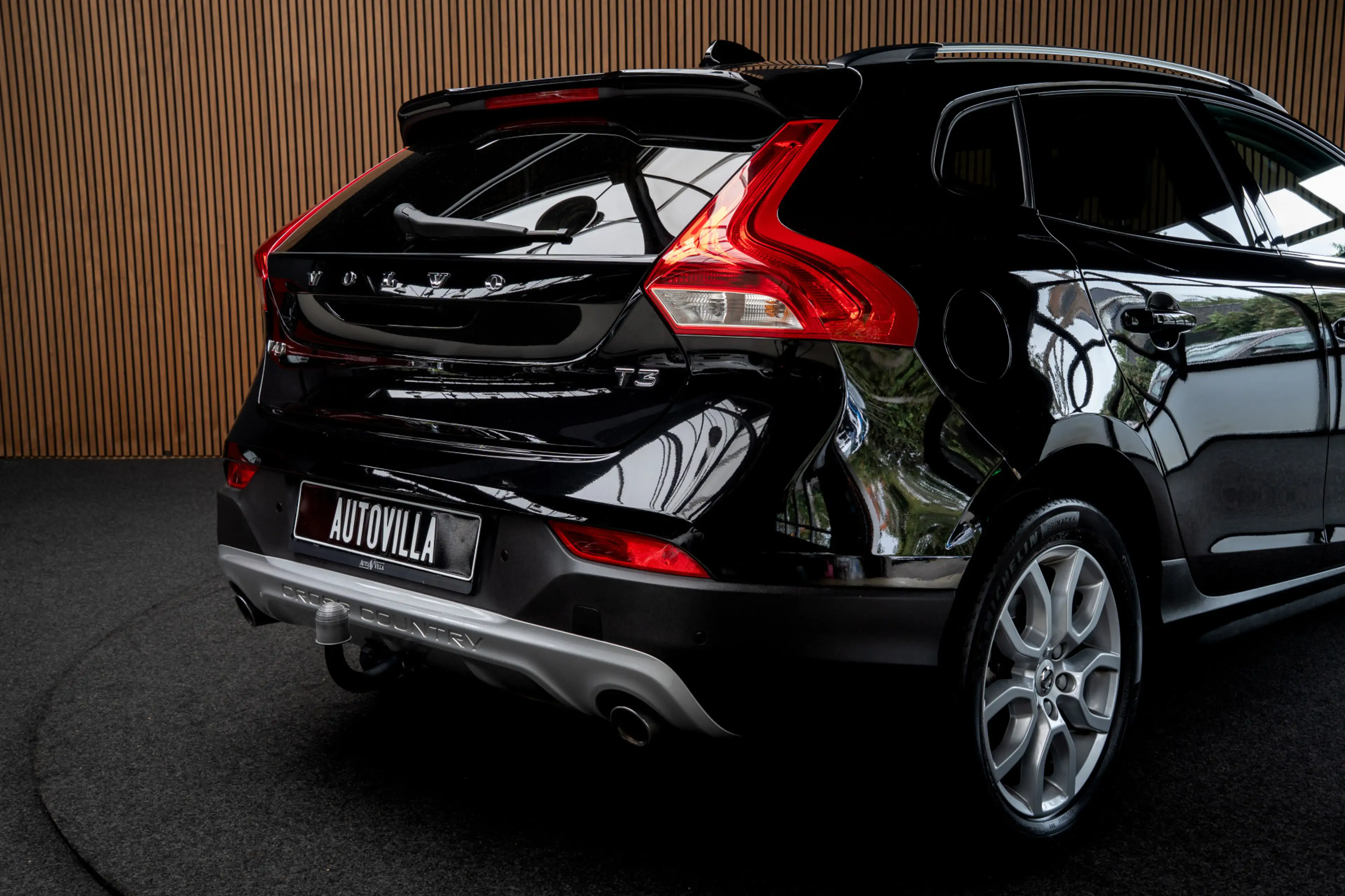 Volvo V40 Cross Country 1.5 T3 Polar+ Luxury Leer Panodak Harman K. Camera — photo 6