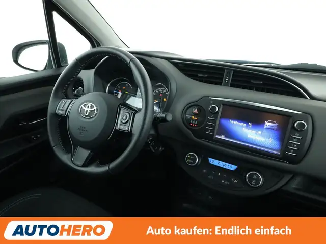 Toyota Yaris view 13