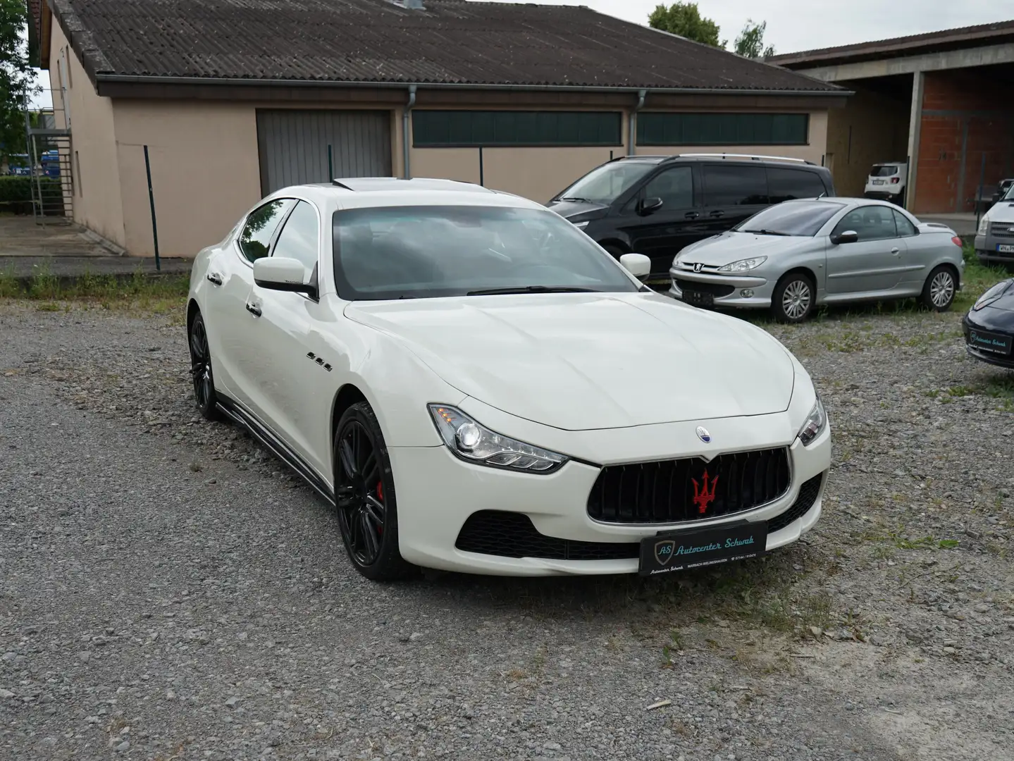 Maserati Ghibli Automatik S-SPORT AGA-KEYLESS-RKAMERA-TEMPOMAT-LED Weiß - 1