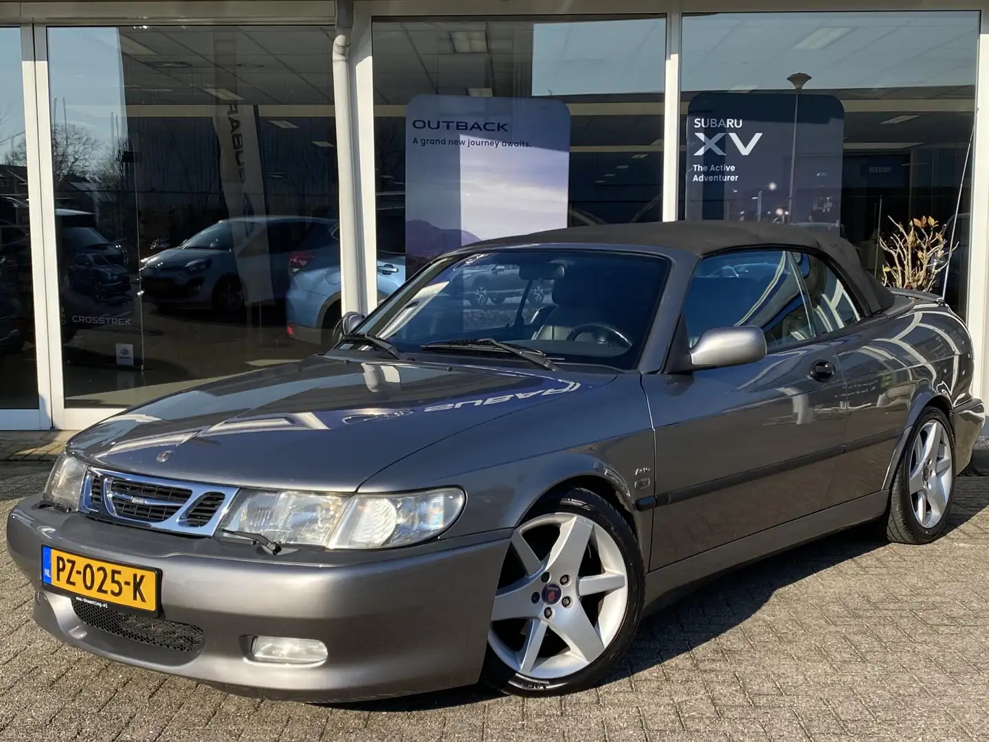 Saab 9-3 Cabrio 2.0 Turbo Aero | In Absolute Topstaat | Aut Grijs - 2