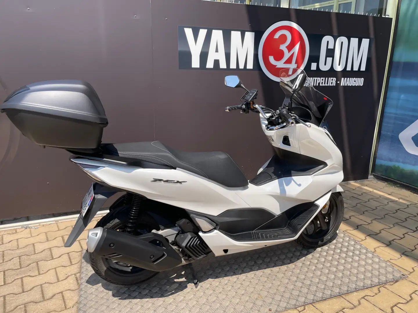 Honda PCX 125 Blanc - 2