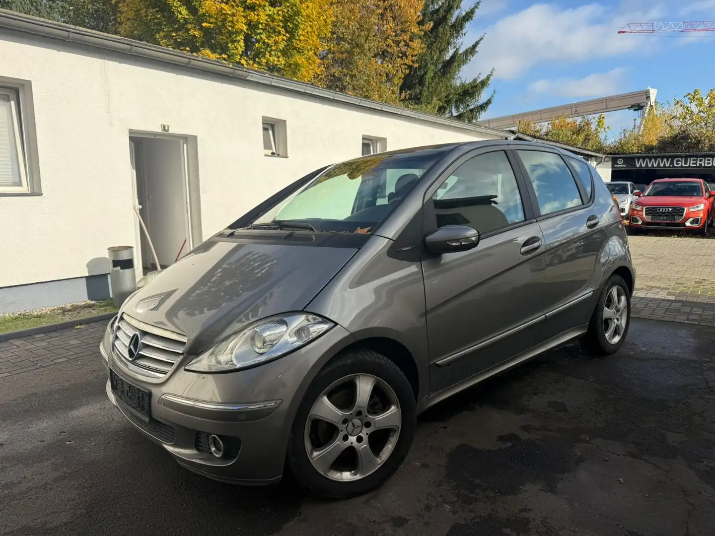 Mercedes-Benz A 200 Avantgarde Automatik Unfall Gris - 2