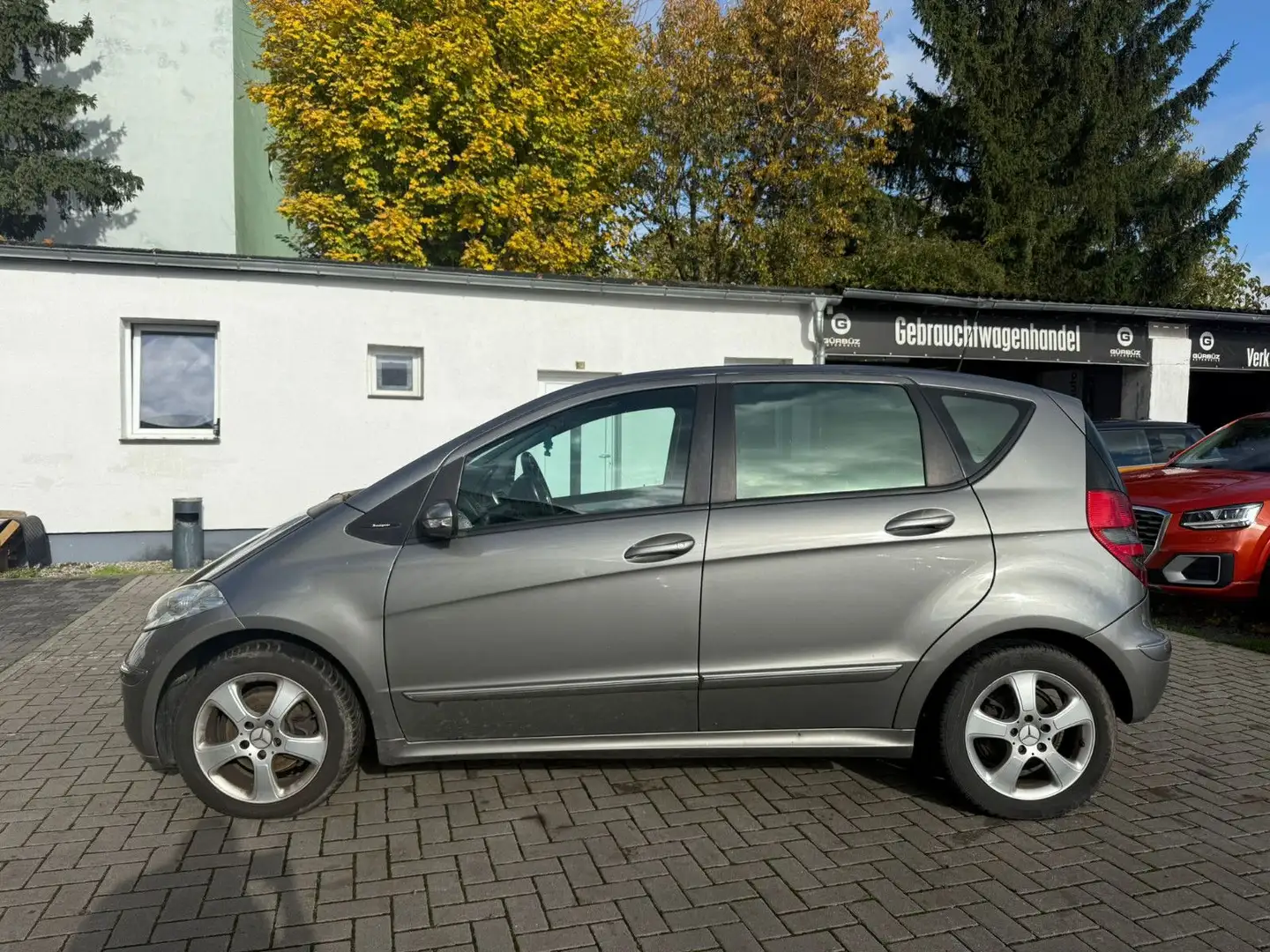 Mercedes-Benz A 200 Avantgarde Automatik Unfall Gris - 1