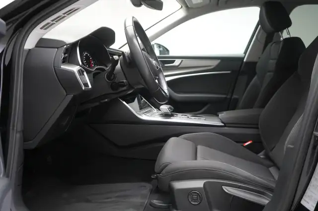 Audi A6 view 10