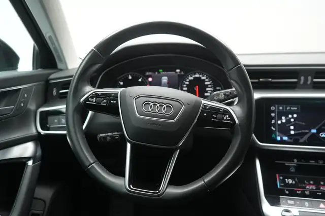 Audi A6 view 15