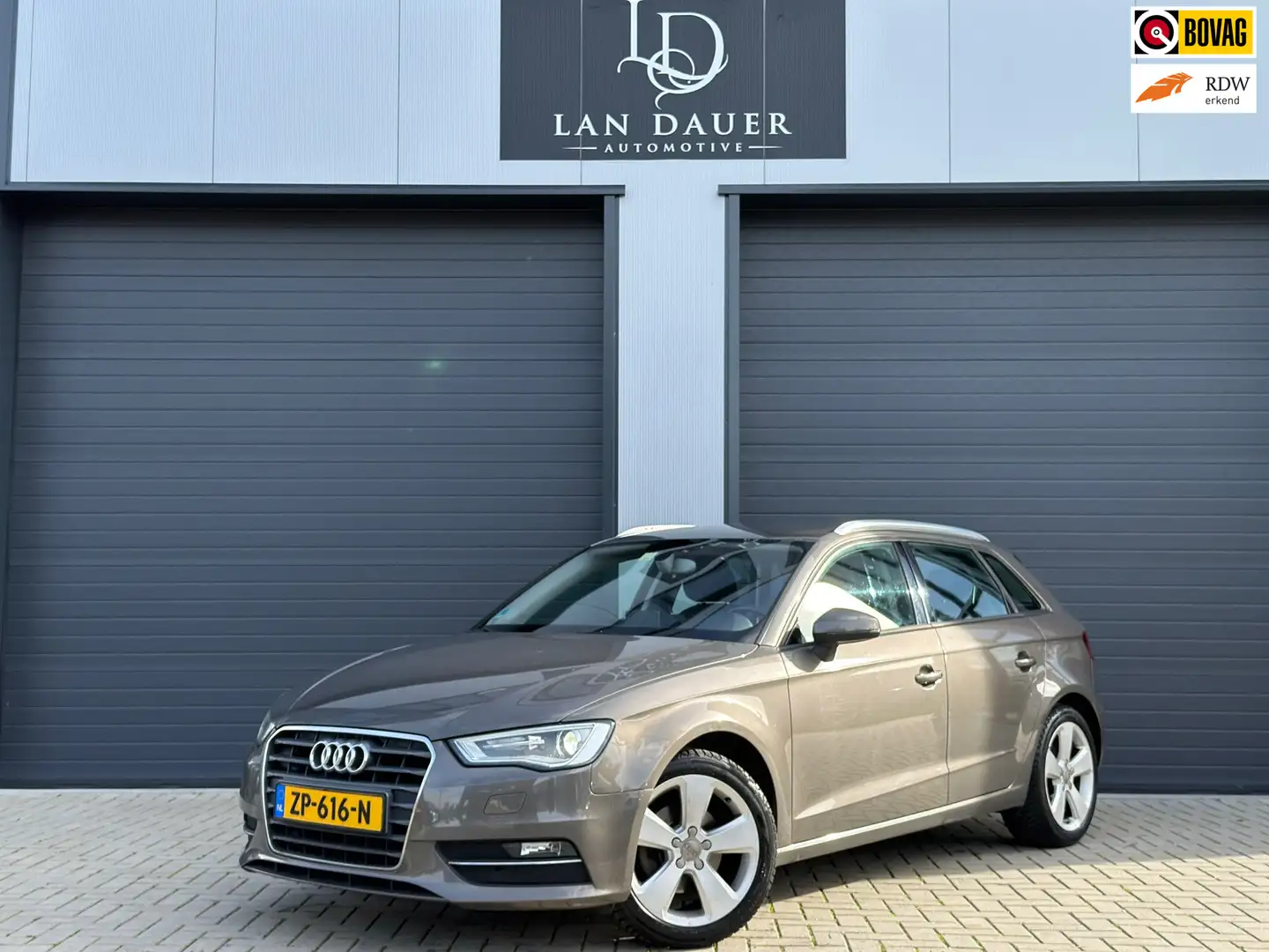 Audi A3 Sportback 1.4 TFSI Ambition| Stoelverwarming / Xen Grau - 1