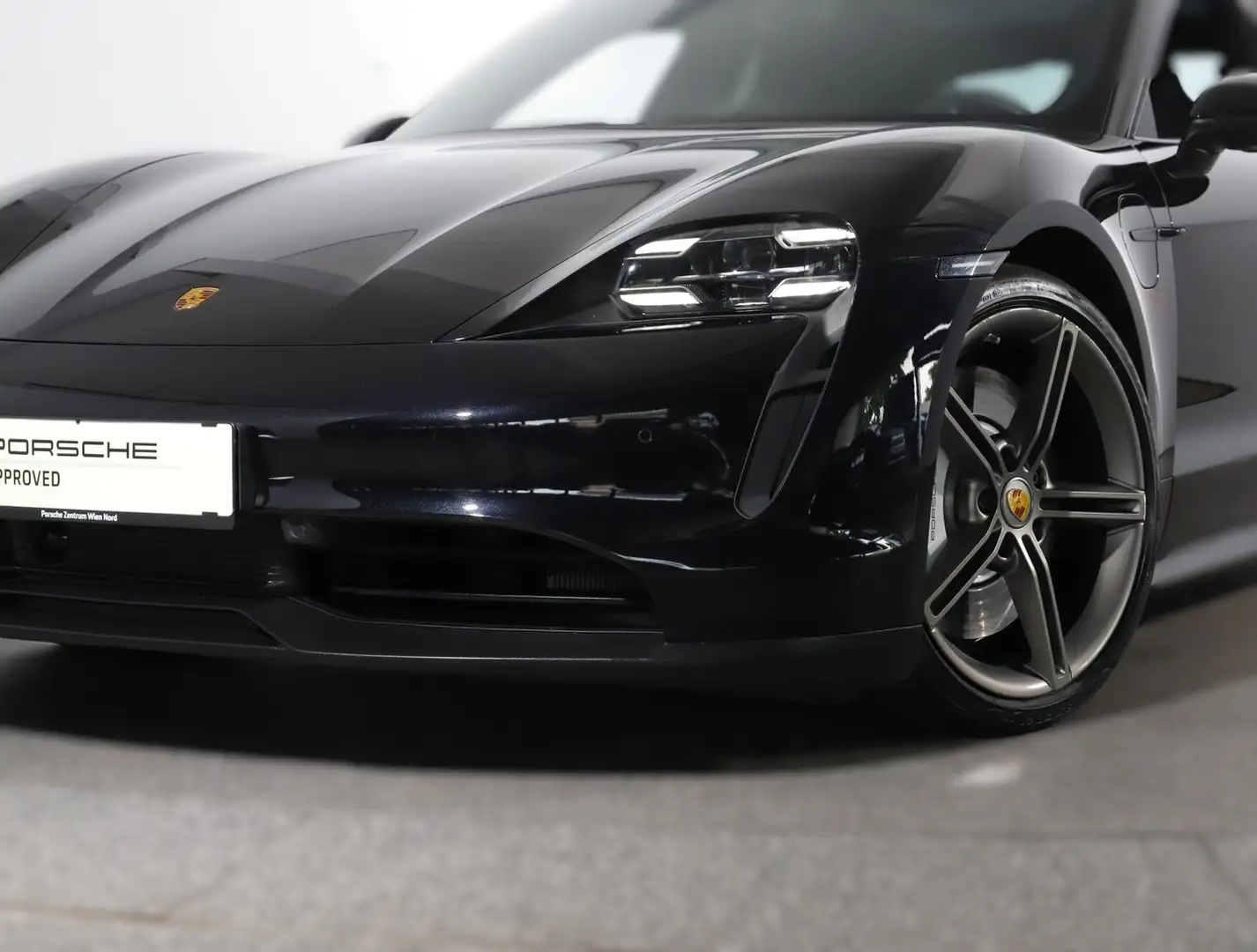 Porsche Taycan 4S Plus Schwarz - 2