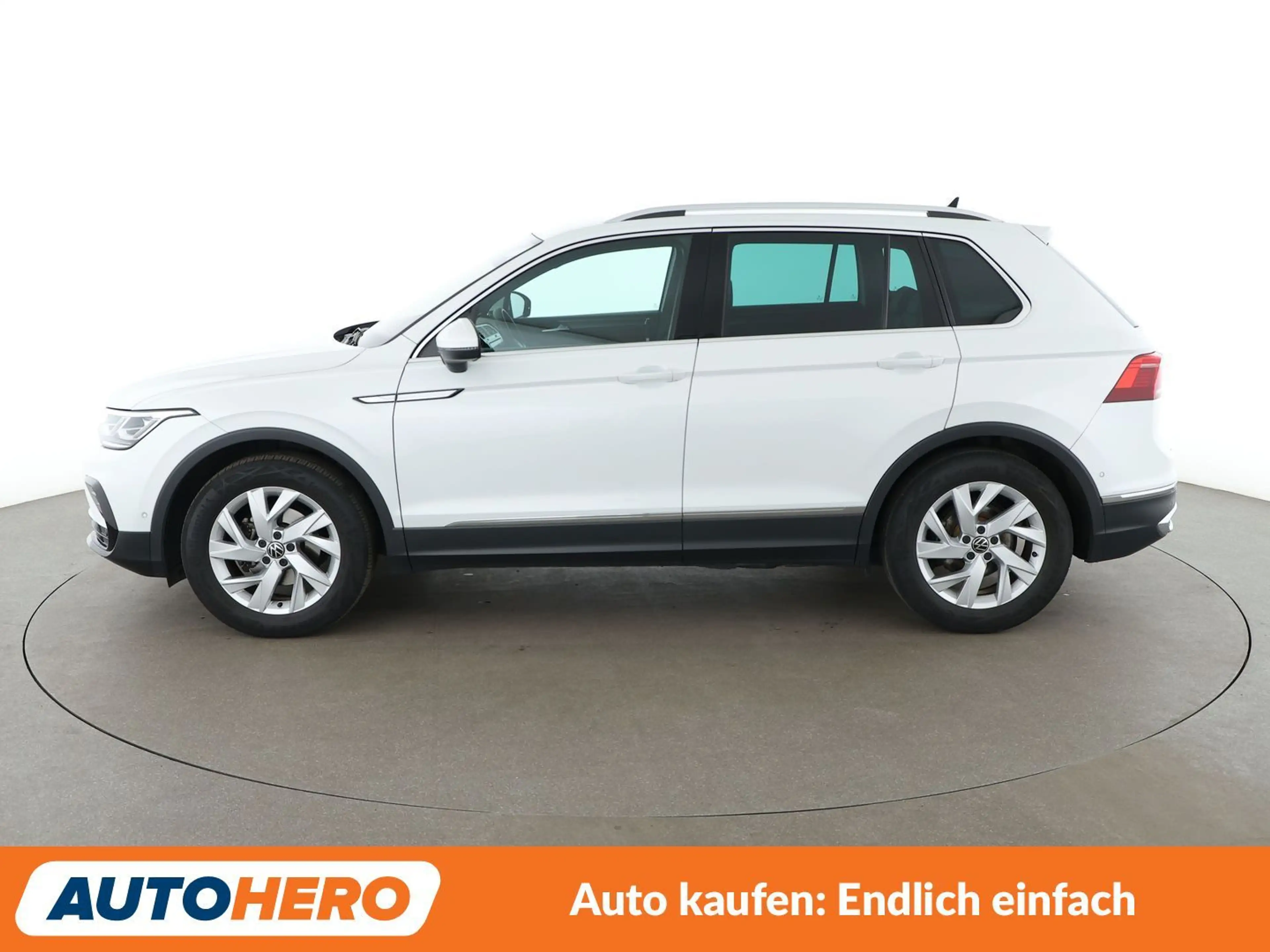 Volkswagen Tiguan 1.5 TSI ACT Elegance Aut.*NAVI*HUD*LED* — photo 3