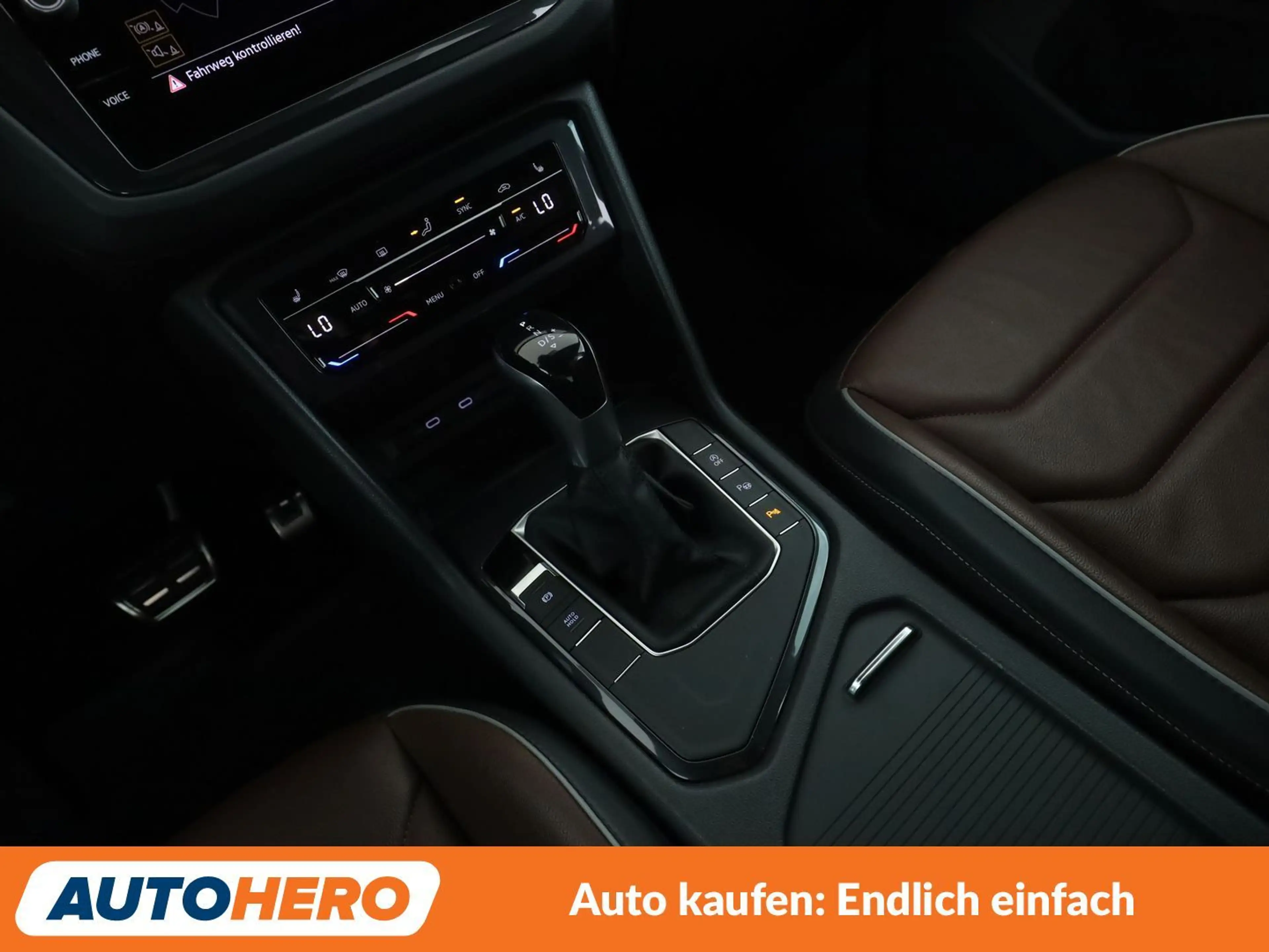 Volkswagen Tiguan 1.5 TSI ACT Elegance Aut.*NAVI*HUD*LED* — photo 25