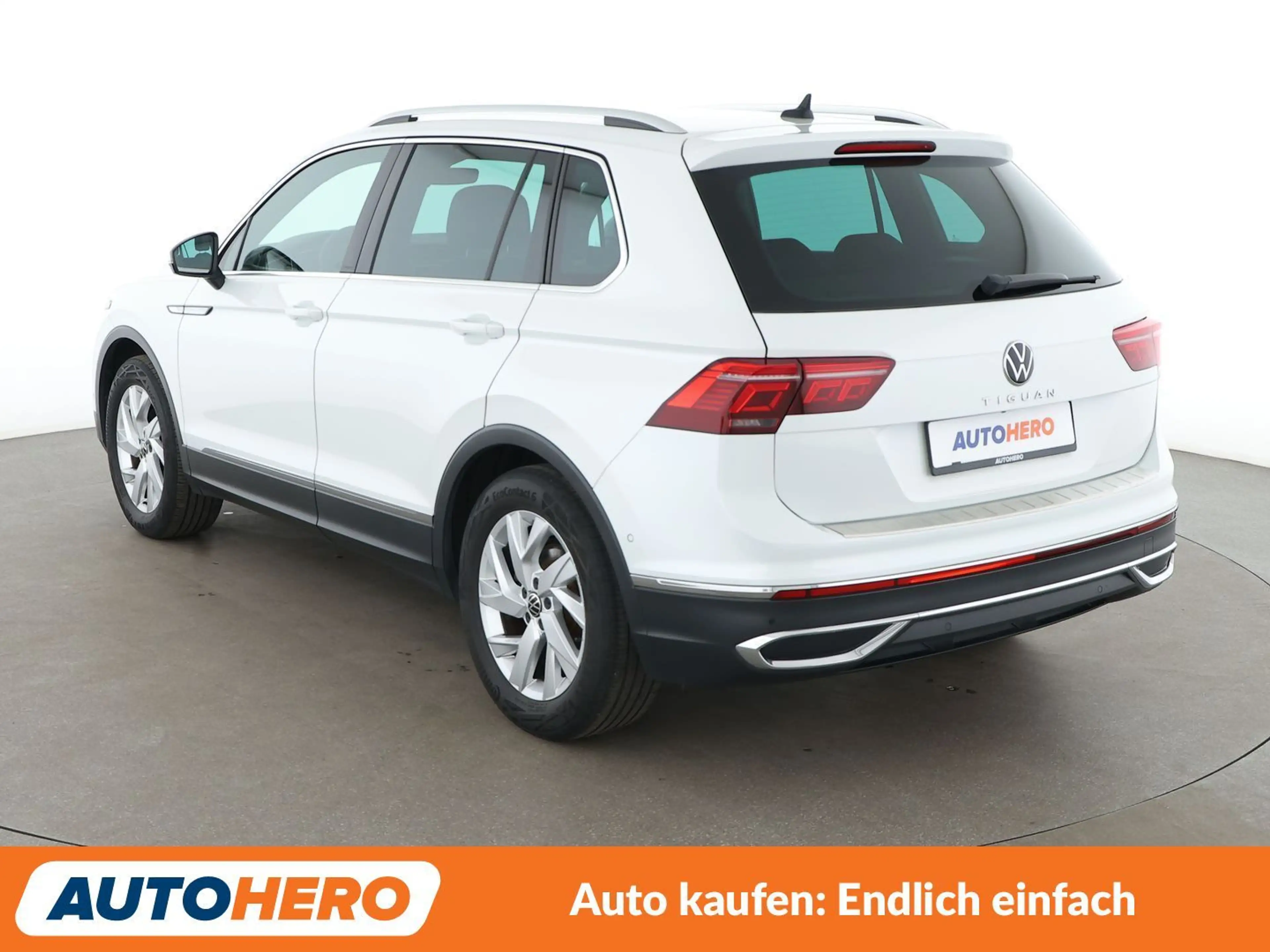 Volkswagen Tiguan 1.5 TSI ACT Elegance Aut.*NAVI*HUD*LED* — photo 4
