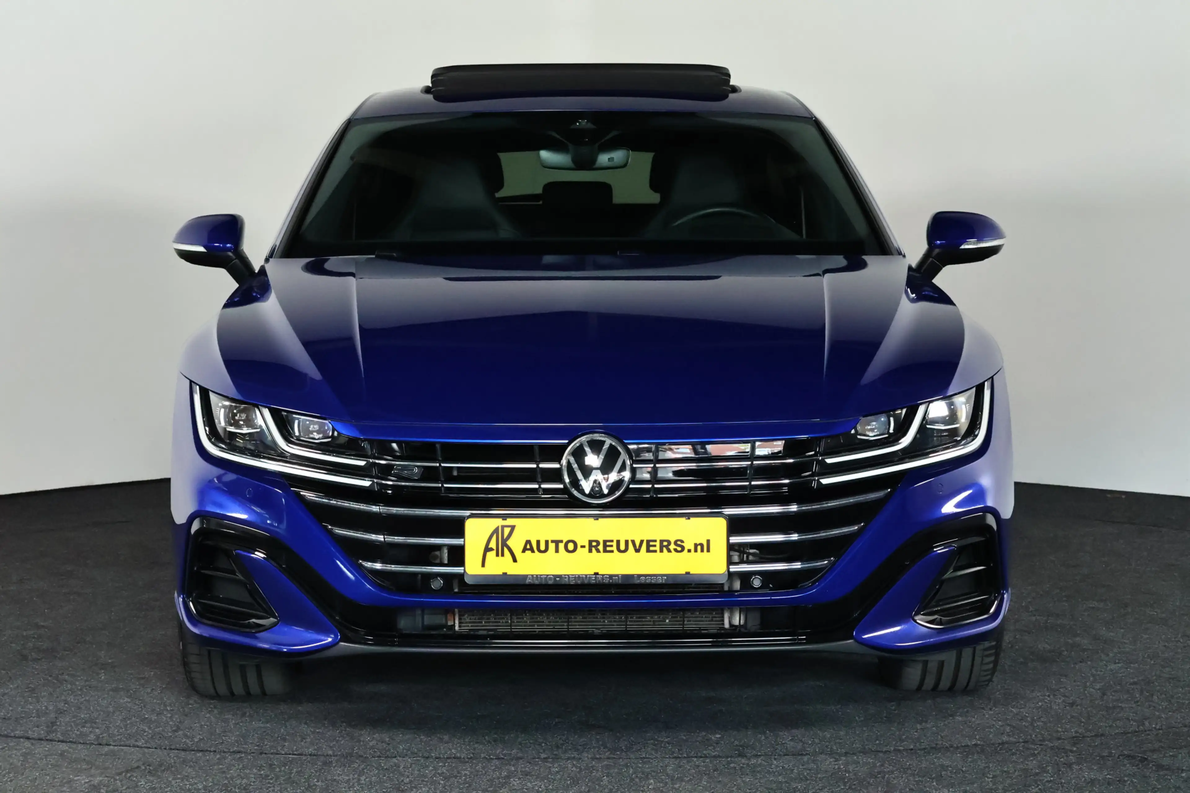 Volkswagen Arteon Shooting Brake 1.4 TSI eHybrid R-Line+ SOH 98% / P — photo 8