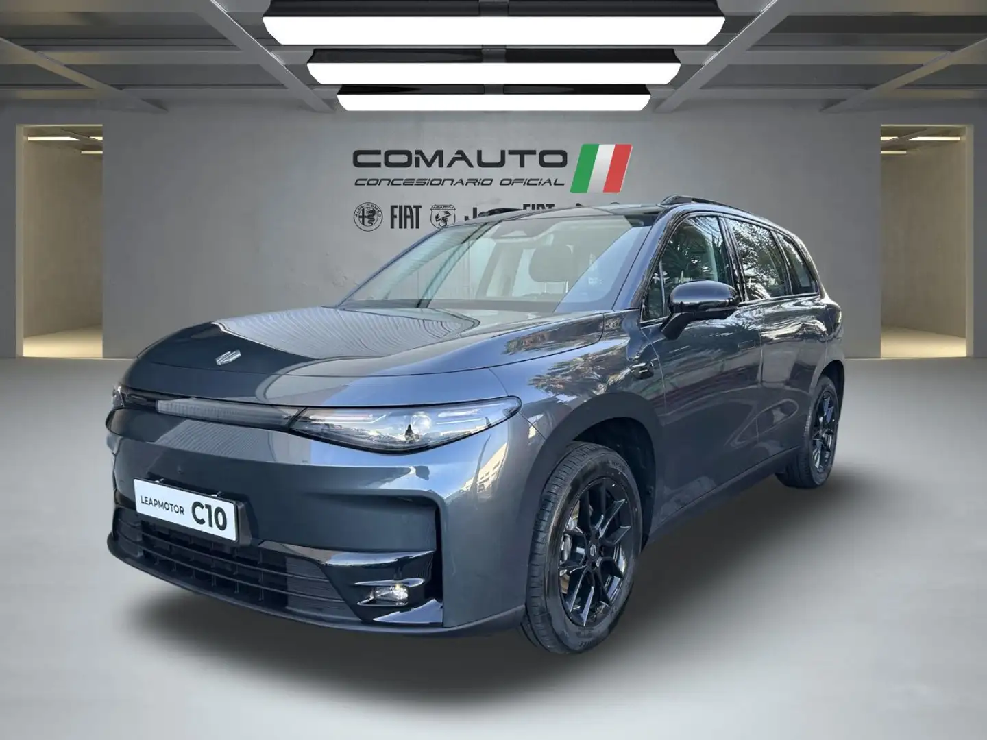 Leapmotor C10 BEV 69.9kWh  Auto Style Синий - 1