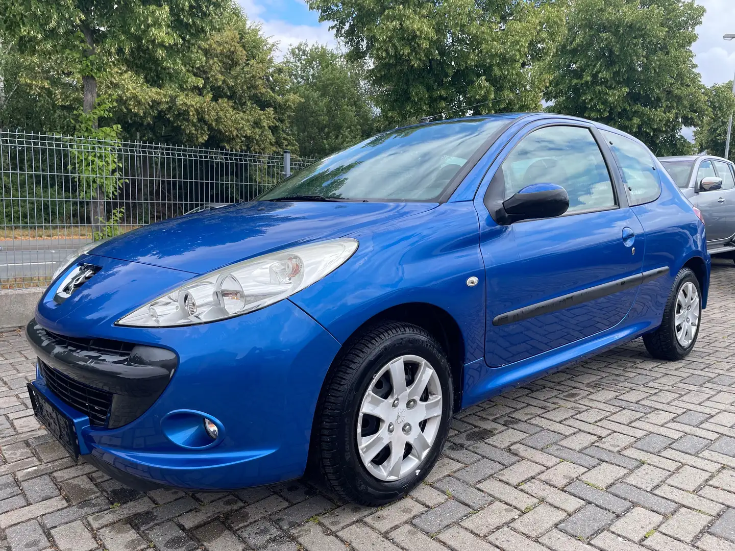 Peugeot 206 + 1,4 Klima Blau - 1