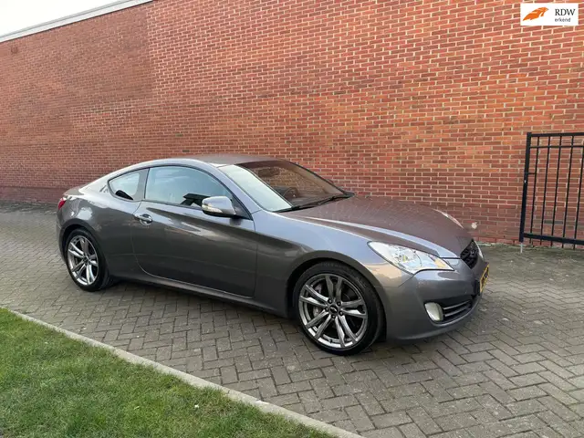 Hyundai Genesis Coupe 3.8 V6 Clima Leder Stoelverw