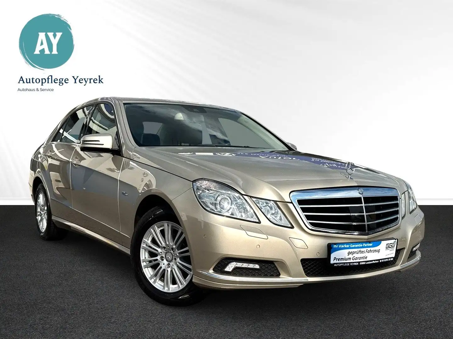 Mercedes-Benz E 200 E -Klasse Lim. E 200 CGI|Leder|Navi|Ahk|++ Beige - 1