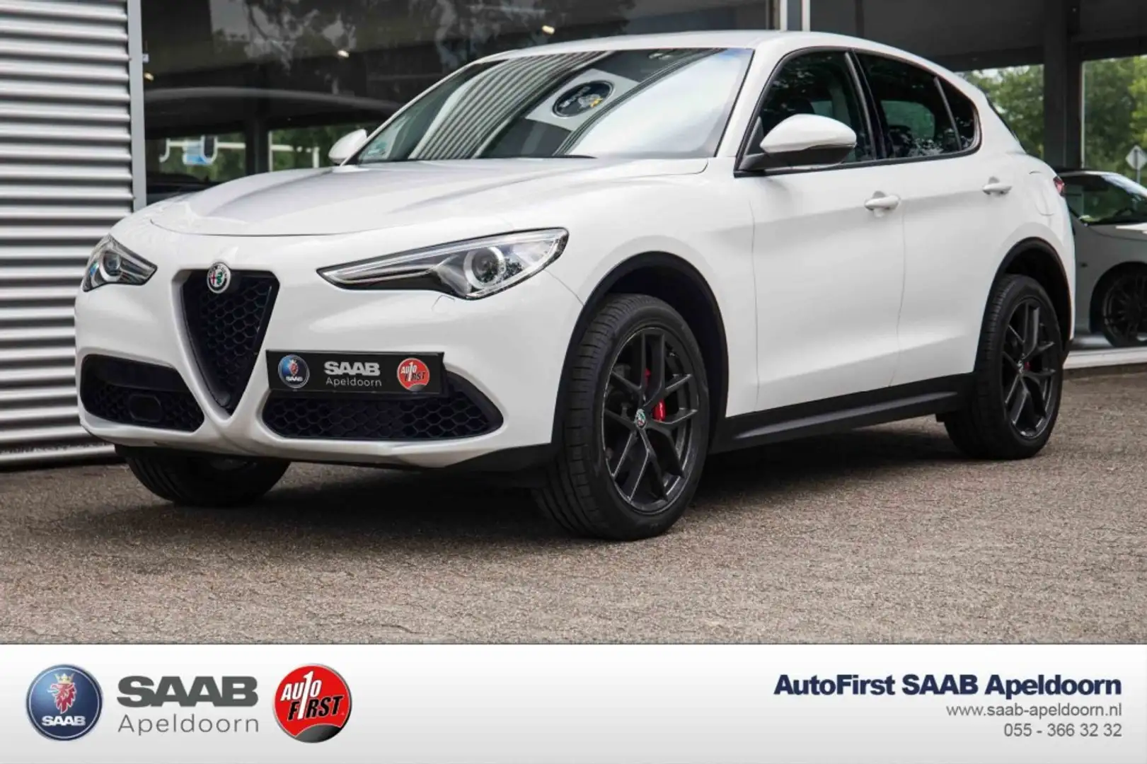 Alfa Romeo Stelvio 2.0 Turbo Super Q4 4 nieuwe banden Wit - 1