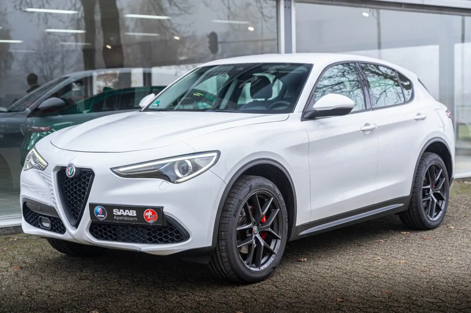 Alfa Romeo Stelvio 2.0T 280pk AWD Super Blanc - 1