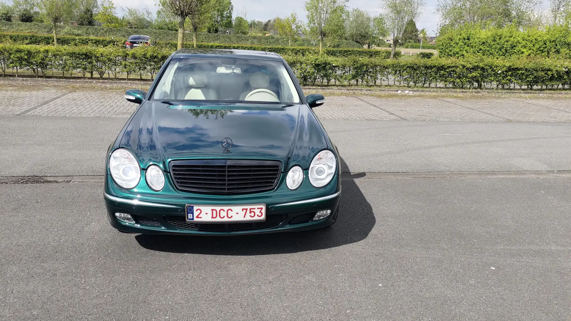 Mercedes-Benz E 240 E 240 4Matic Elegance Vert - 2