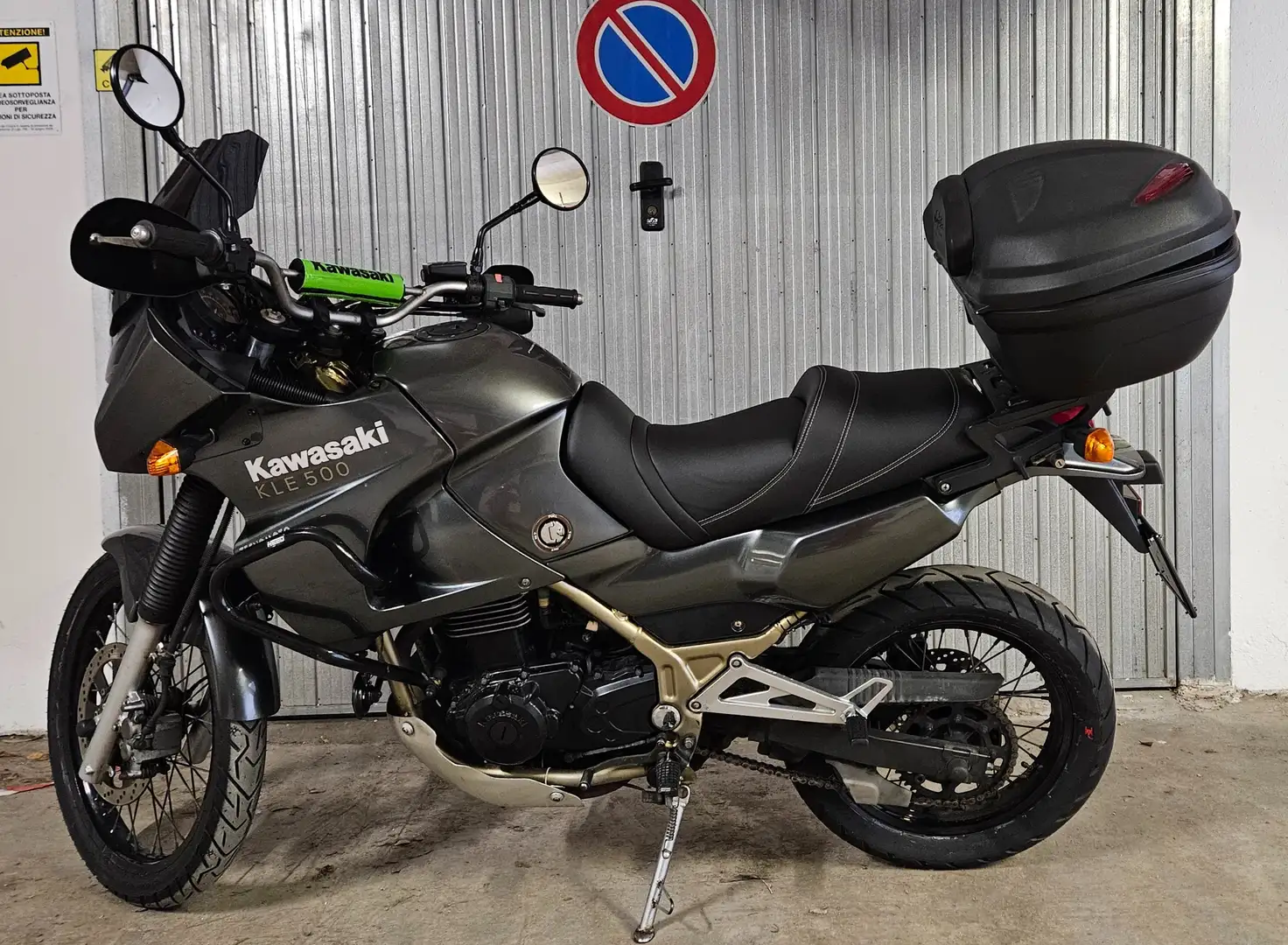 Kawasaki KLE 500 Grijs - 1