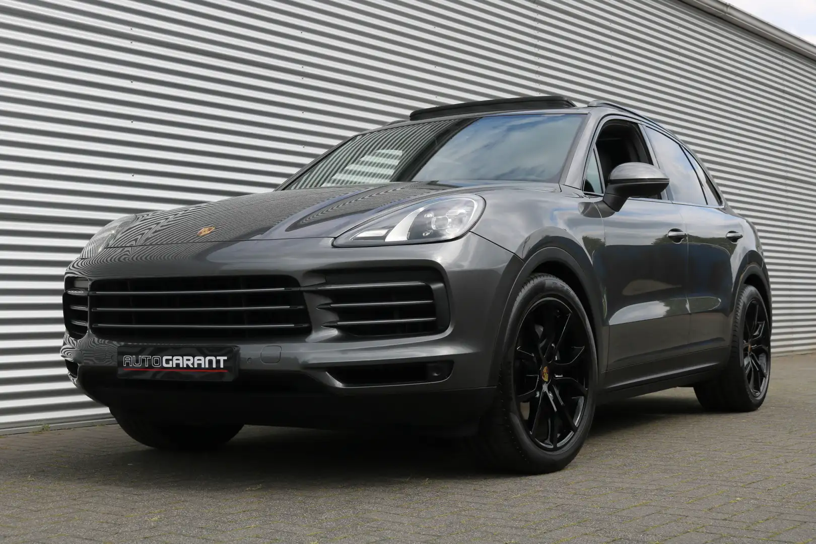 Porsche Cayenne 3.0 Aut 340PK (Pano Sportleder/Memory/Ventilatie L Grijs - 2