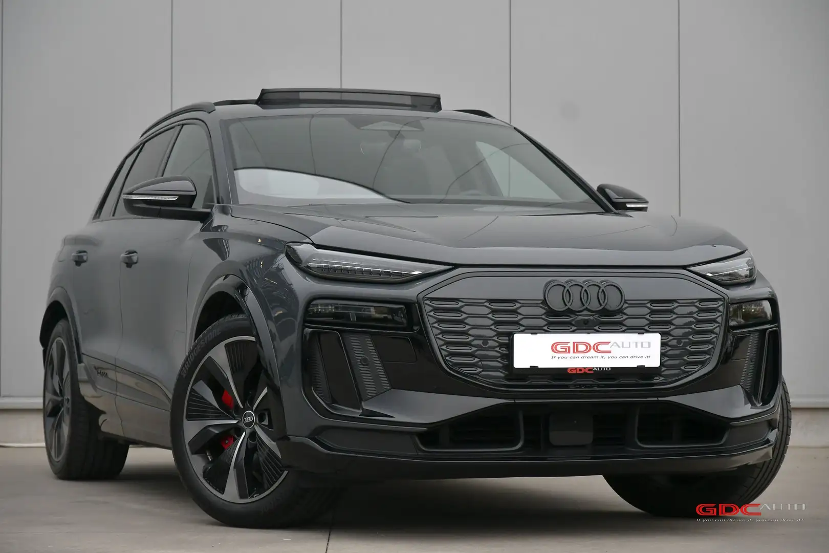 Audi SQ6 e-tron E-Tron quattro Edition One I NP €117.260 Grijs - 1
