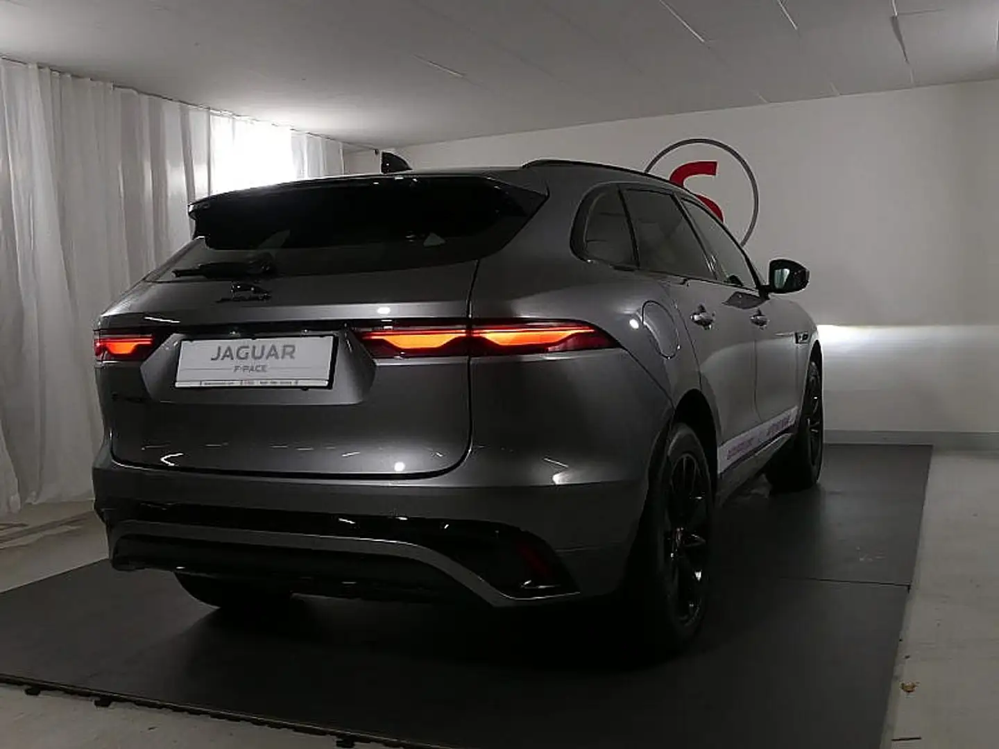 Jaguar F-Pace R-Dynamic S D200 AWD Aut. | Auto Stahl Wien 23 Gris - 2