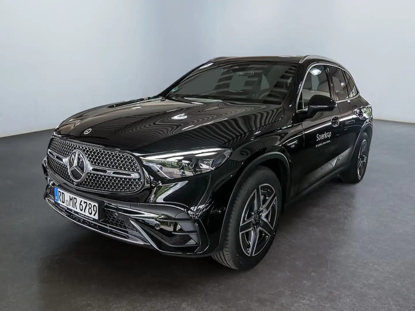 Mercedes-Benz GLC 200 4M AMG SPUR AHK 360 PDC SHZ MEMO Schwarz - 2