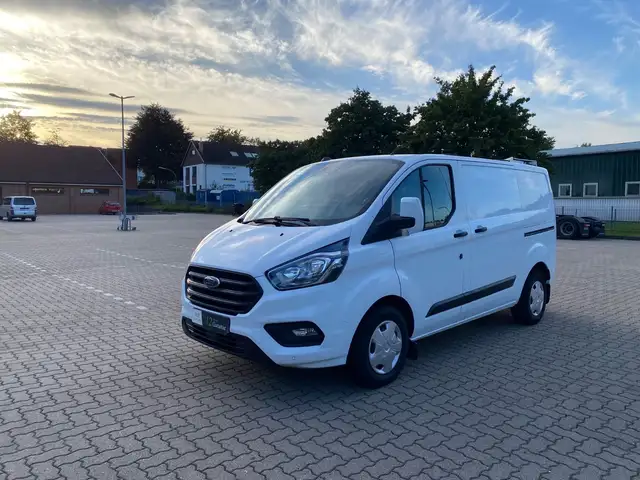 Ford Transit Custom 170 PS R.Kamera voll Service AHK