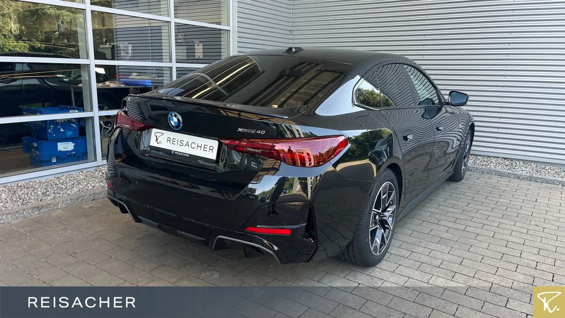 BMW i4 A xDrive40 M-Sport,M-Sport PRO,AHK,DAProf,Aut Schwarz - 2