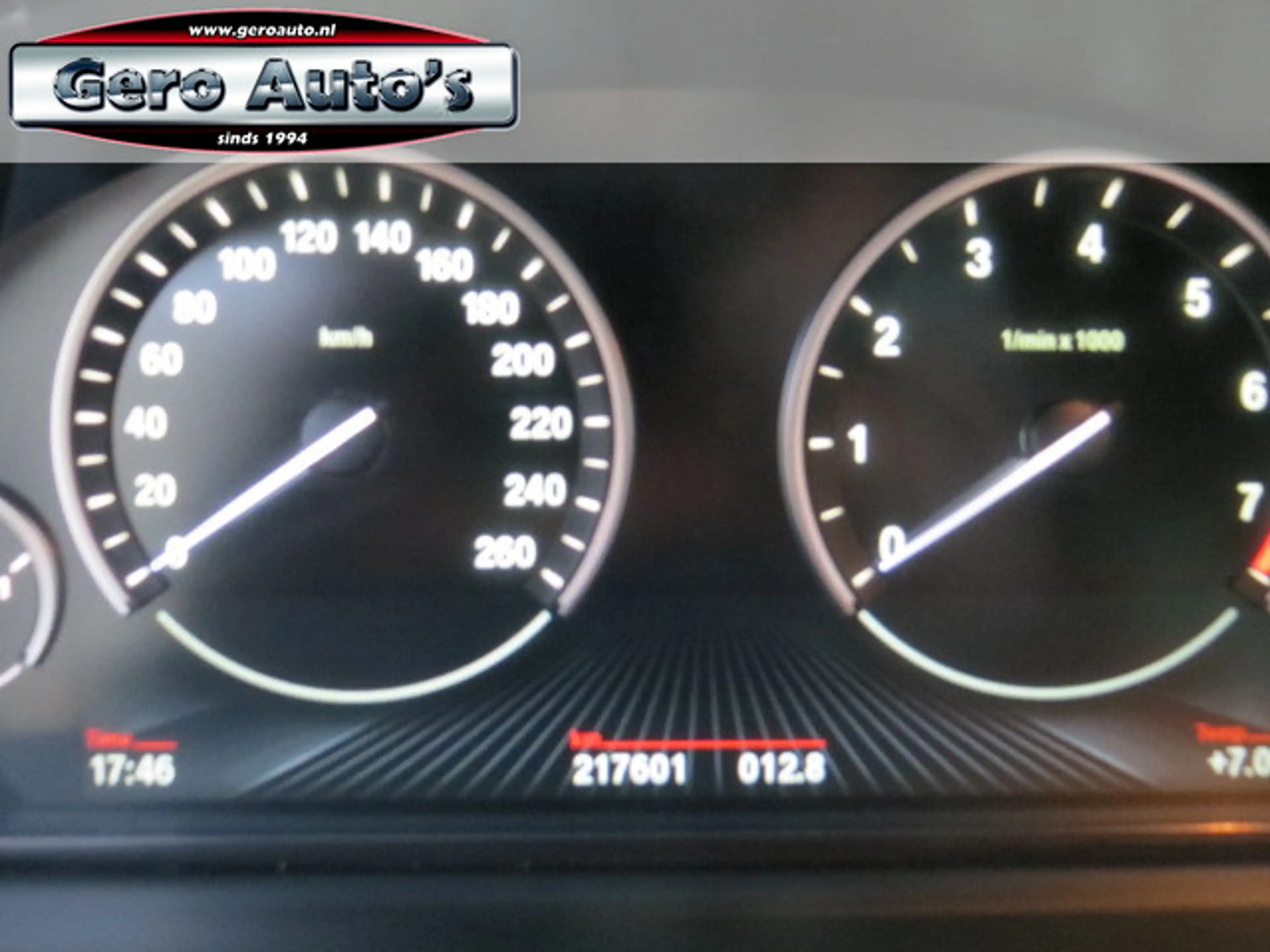 BMW 528 5-serie Touring 528i Luxury Edition automaat vol o — photo 9