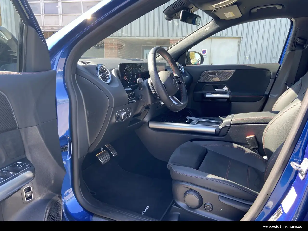 Mercedes-Benz GLA 180 AMG/NIGHT/DISTRONIC/MULTIBEAM/Kam./TOTW, миниатюра 9