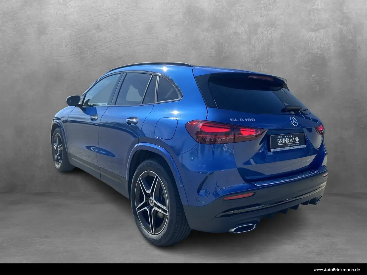 Mercedes-Benz GLA 180 AMG/NIGHT/DISTRONIC/MULTIBEAM/Kam./TOTW, миниатюра 4