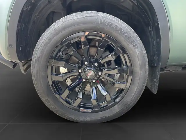 Volkswagen Amarok view 7
