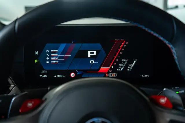 BMW M2 view 19