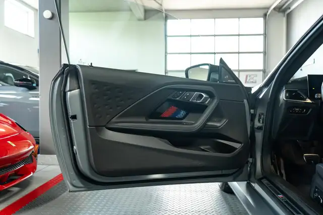 BMW M2 view 12
