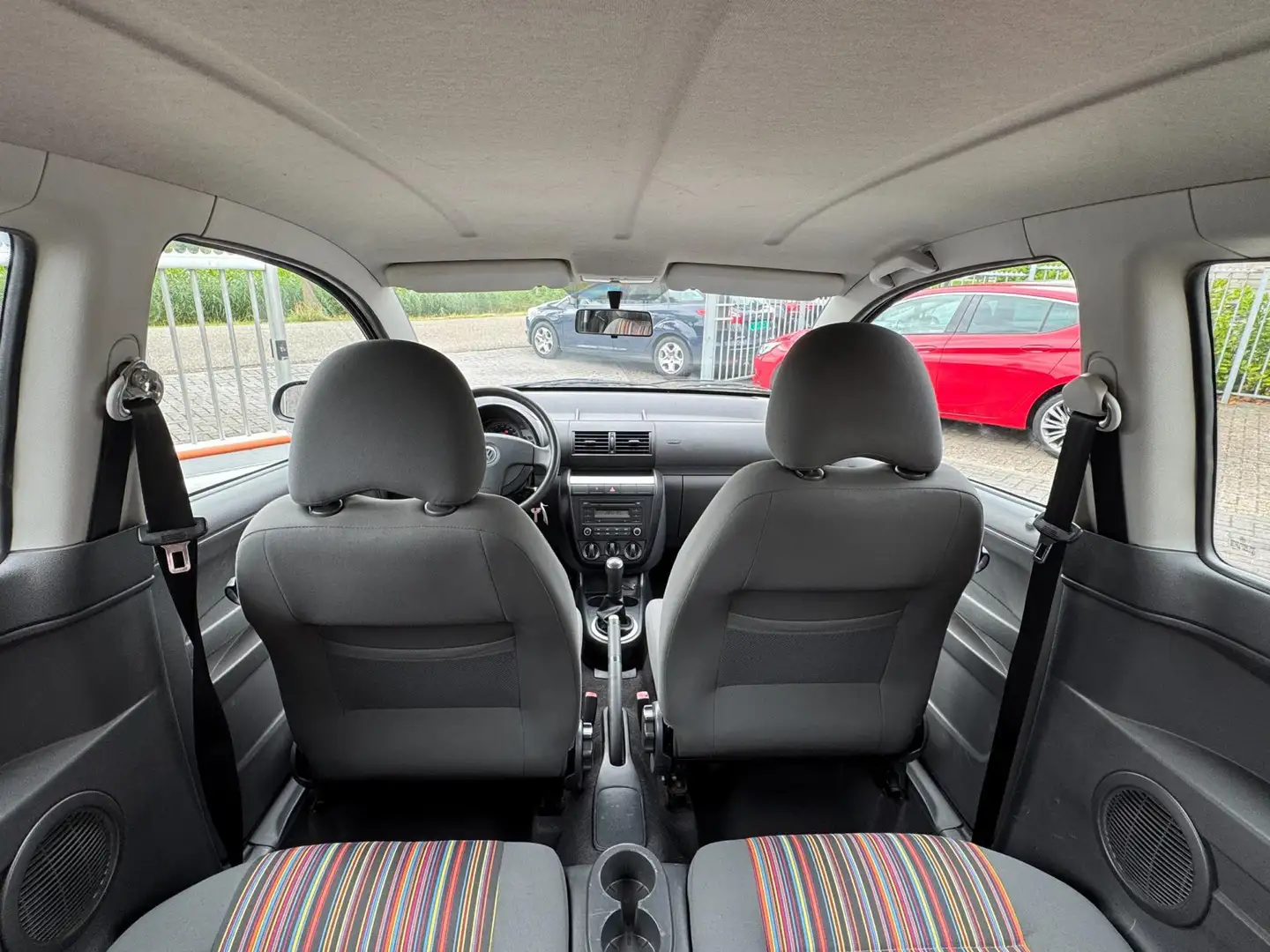 Volkswagen Fox 1.2 Trendline 1E EIGENAAR Zwart - 2